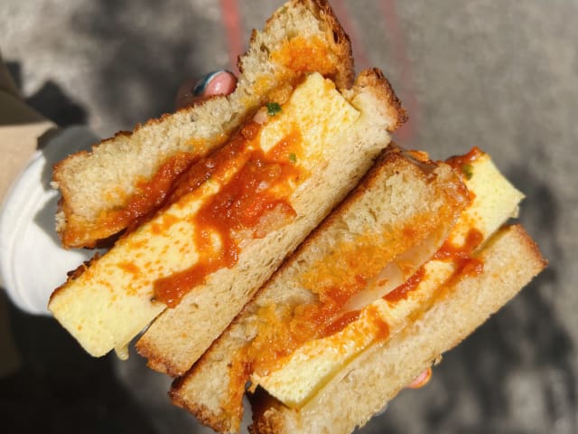 Rigor Hill Market by Carina Finn