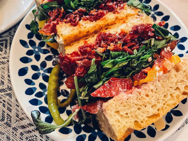 Nido Wine Shop + Market by Tom Rose