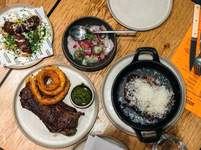 Daffodil Mulligan by Aleksandra Boruch