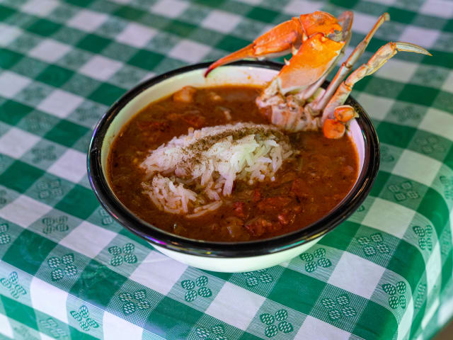 Daisy's Po-Boy and Tavern by Kim Kovacik