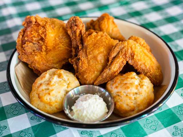 Daisy's Po-Boy and Tavern by Kim Kovacik