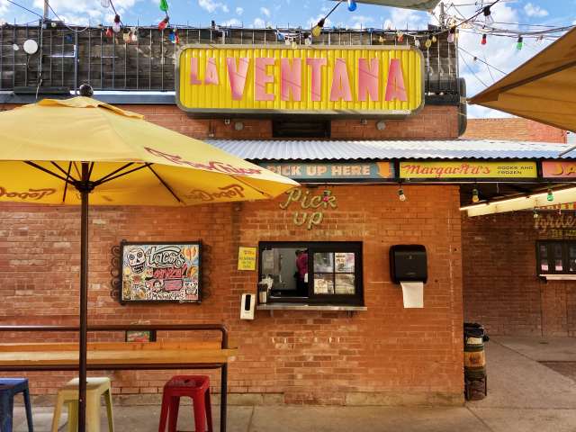 Taqueria La Ventana by Gabe Bergado