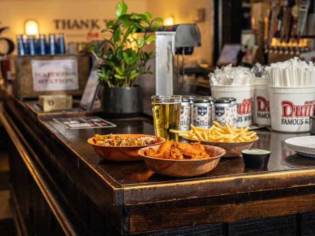 Duff's Famous Wings by James Pici