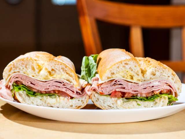 Edelweiss European Bakery & Cafe by Cleveland Jennings / @eatthecanvasllc