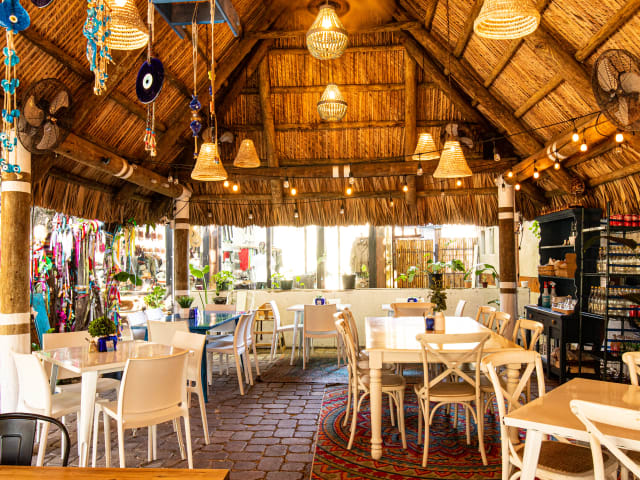 El Turco Turkish Food by Cleveland Jennings