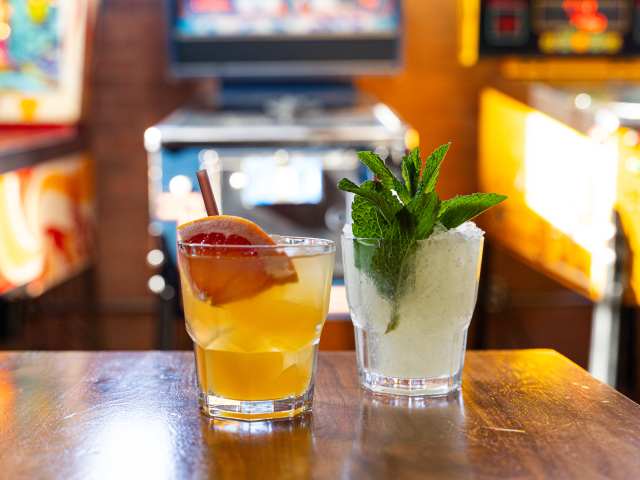 Elston Electric by Kim Kovacik