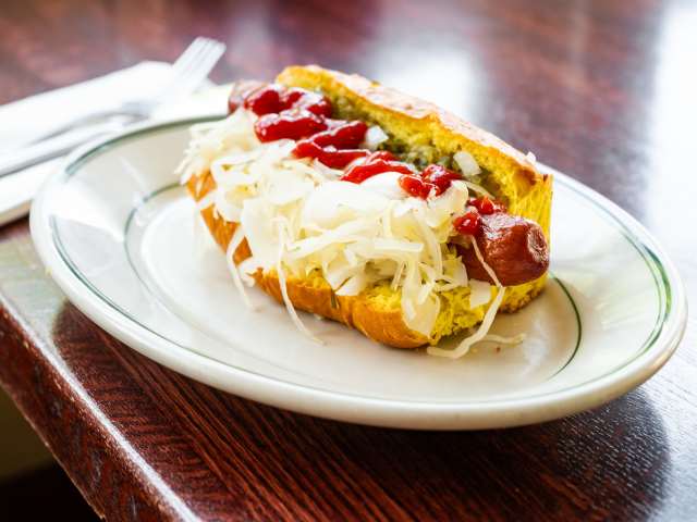 4th Avenue Delicatessen by NICOLE GUGLIELMO