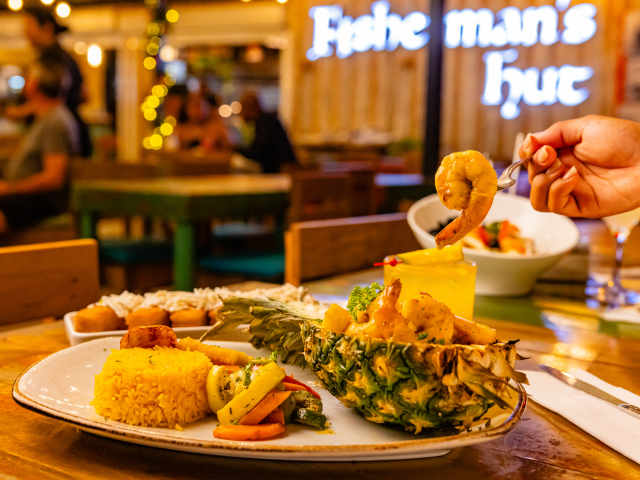 Fisherman's Hut by Kenny Theysen