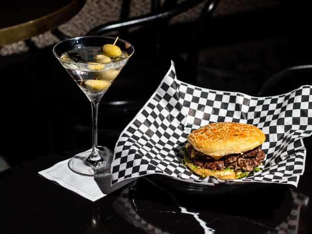 The Greystone Bar by CLEVELAND JENNINGS / @EATTHECANVASLLC