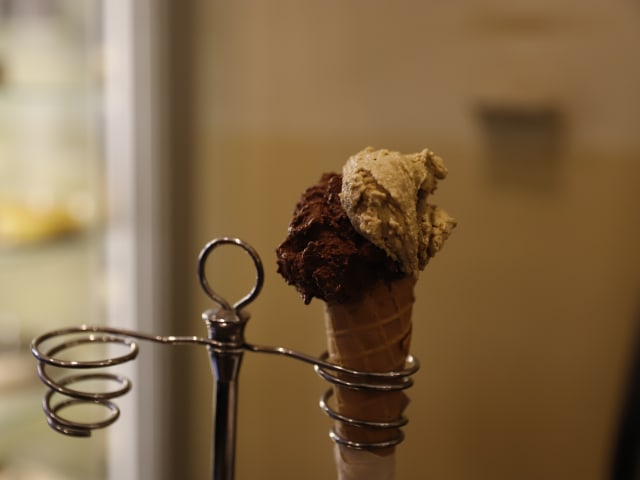 Grezzo Raw Chocolate by Saghar Setareh