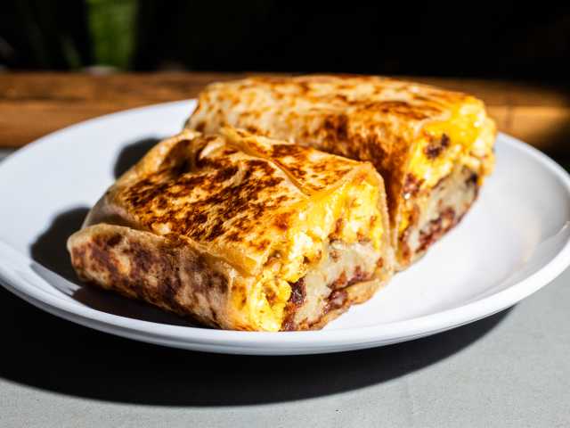 Guerito’s by Cleveland Jennings / @eatthecanvasllc