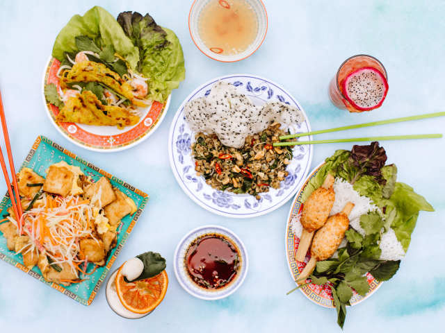 Hai Hai by Matt Lien