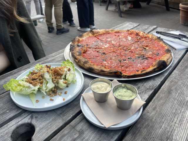 Spring Street Pizza by Rianne Shlebak