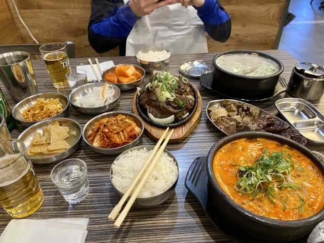 Moobongri Soondae by Gabe Bergado