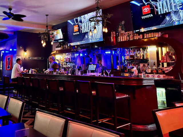 Output Lounge & Sports Bar (Wrigleyville) by John Ringor
