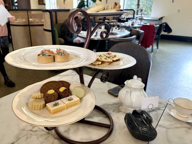 Cedar + Elm by Aimee Rizzo