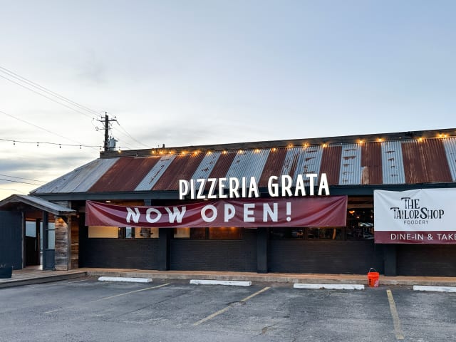 Grata’s Pizzeria by Nicolai McCrary