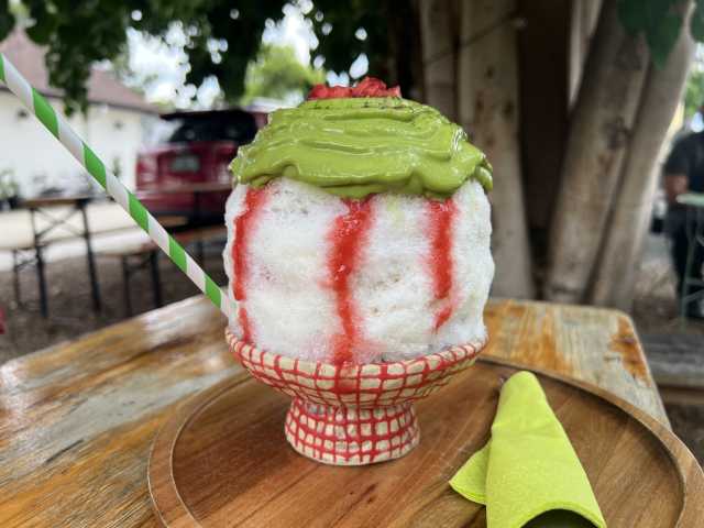 Koko Kakigori Cafe by Ryan Pfeffer