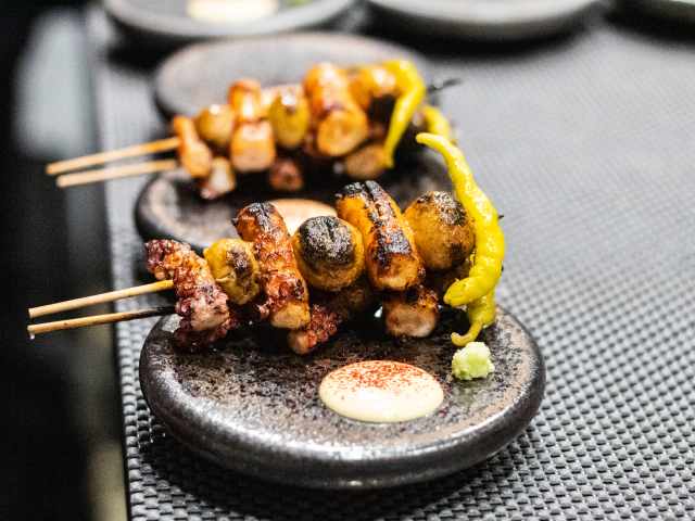 Dojo Izakaya by Cleveland Jennings / @eatthecanvasllc