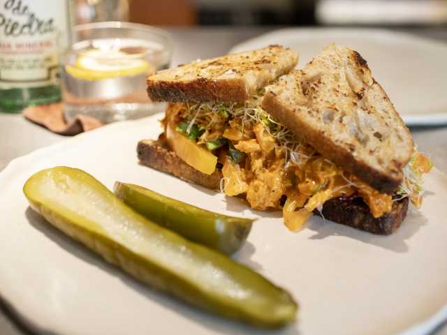 Issi by Andrew Reiner