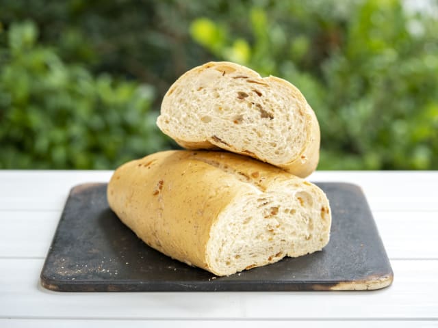 El Indio Bakery & Angeles Food Corp. by Tasty Planet