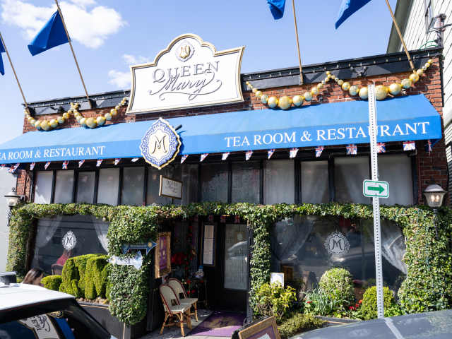 Queen Mary Tea Room & Restaurant by Nate Watters