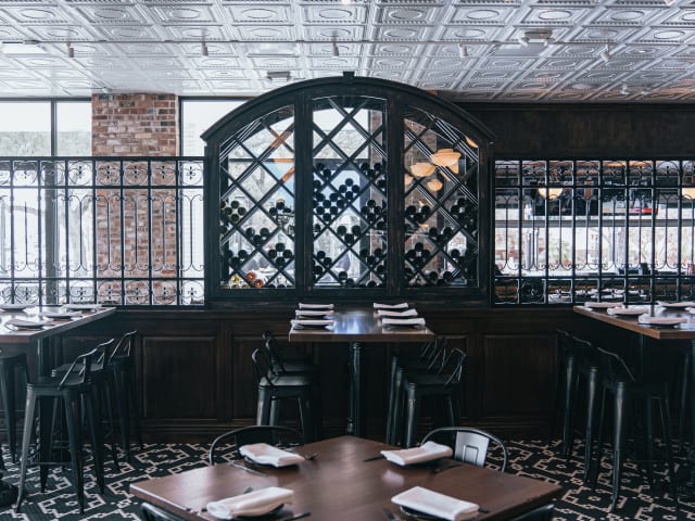 2929 Navigation Blvd Suite 200 by Raydon Creative