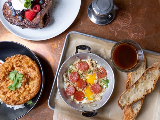 Otus Thai Kitchen & Coffee by Jakob Layman