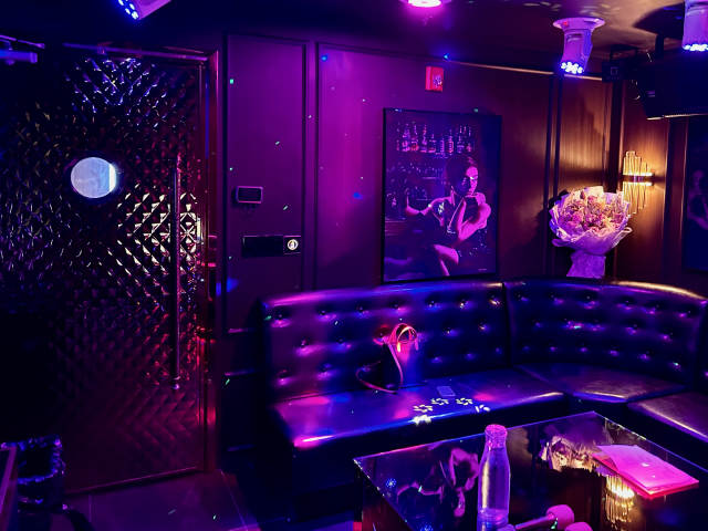 King KTV by John Ringor