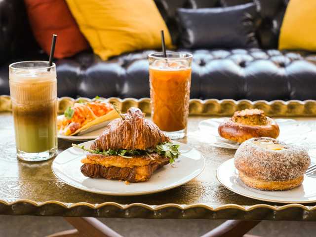 Koffeteria by Quit Nguyen