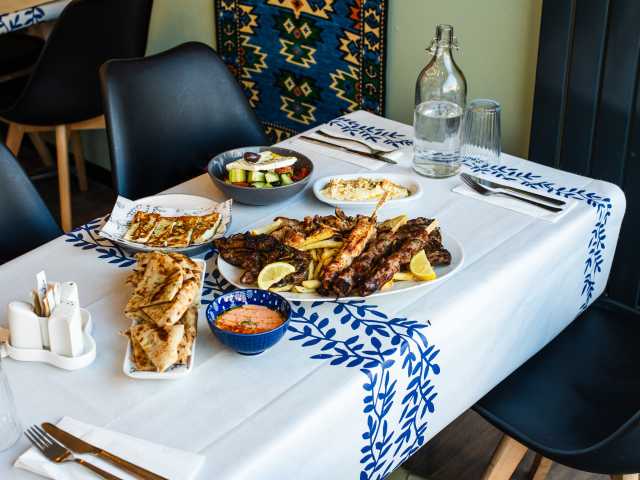 Koli's Bar & Restaurant by Aleksandra Boruch