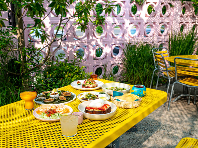 LMNO by NICOLE GUGLIELMO