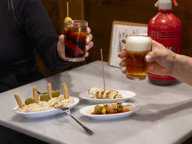 La Vermu by Sara Larsson