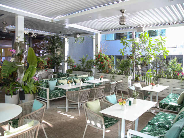 Le Jardinier by Courtesy Le Jardinier