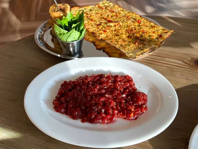 Leopardo by Nicolas Zhou