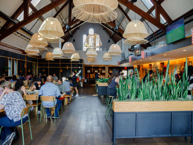 Loro Asian Smokehouse & Bar by Liz Silva