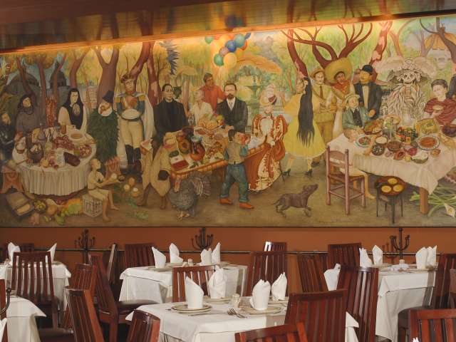 El Cardenal by El Cardenal