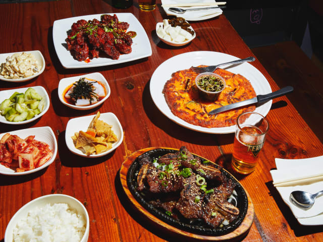 Dan Sung Sa Restaurant by Melissa Zink