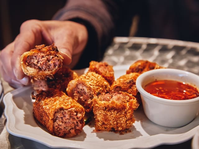 Tú Lan by Melissa Zink