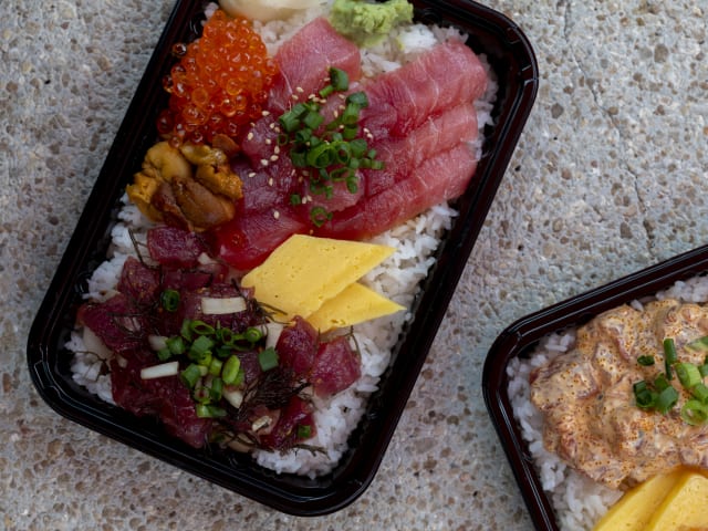 Maguro Brothers Hawaii Waikiki by Laura La Monaca