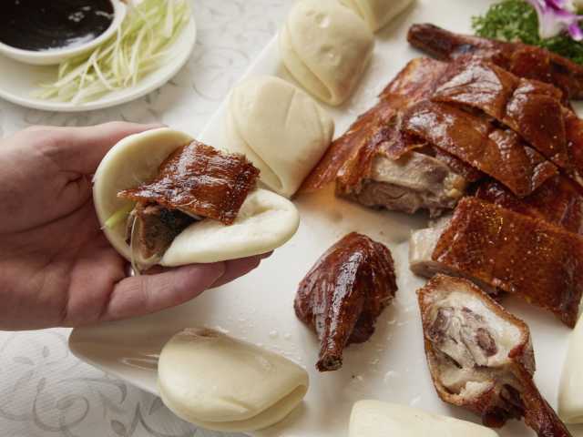 R & G Lounge by Melissa Zink