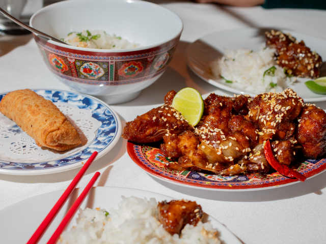 Canton Mexicali 廣東墨西加利 by Andrew Reiner