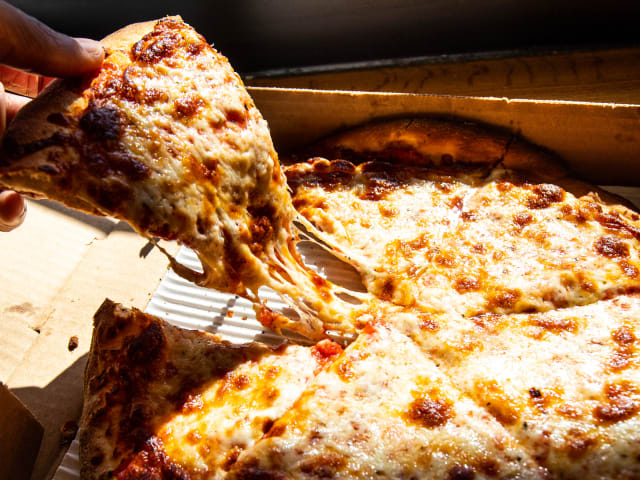 Miami's Best Pizza by Cleveland Jennings