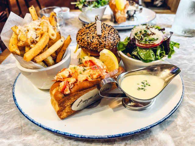 Burger & Lobster Bryant Park by Molly Fitzpatrick