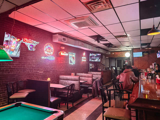 Paradise Alley by Willa Moore