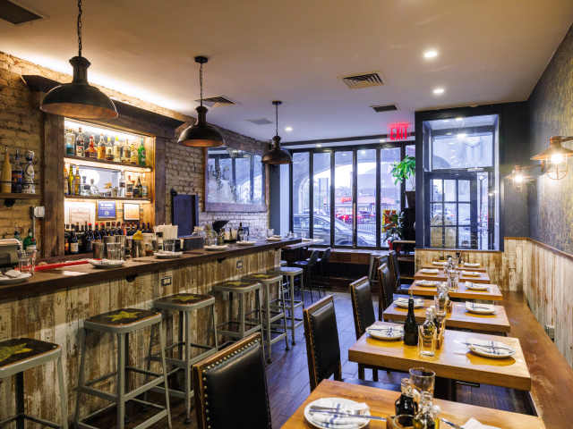 Sotto Le Stelle by Alex Staniloff