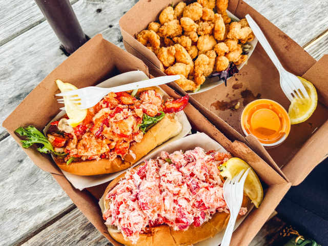 Monahan's Clam Shack by Carlo Mantuano