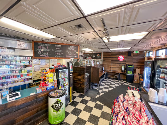 45th Stop N Shop & Poke Bar by Nate Watters