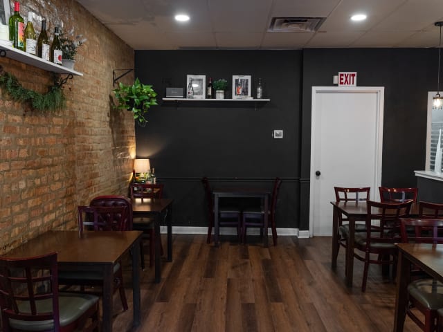 Naudi Signature Pizza by Kim Kovacik