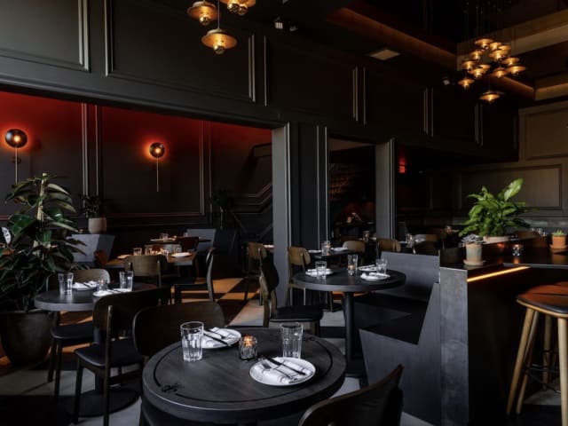 Ne Bistro & Bar by Jakob Layman